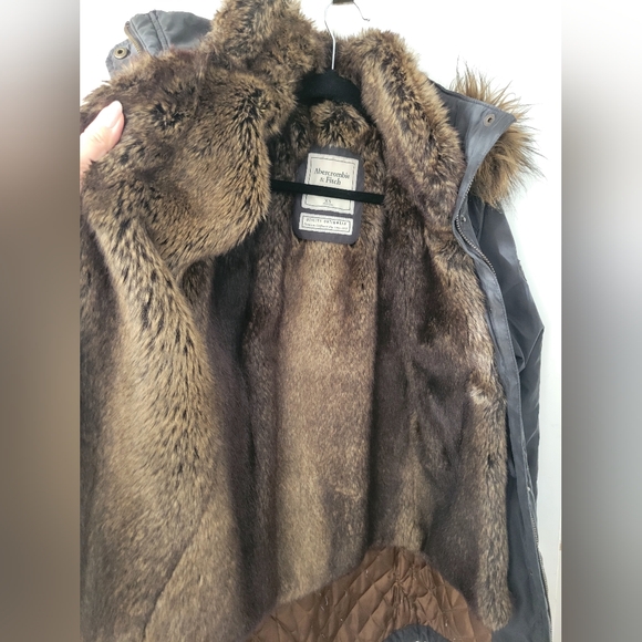 Abercrombie and Fitch two in one coat 💕 - Picture 8 of 10